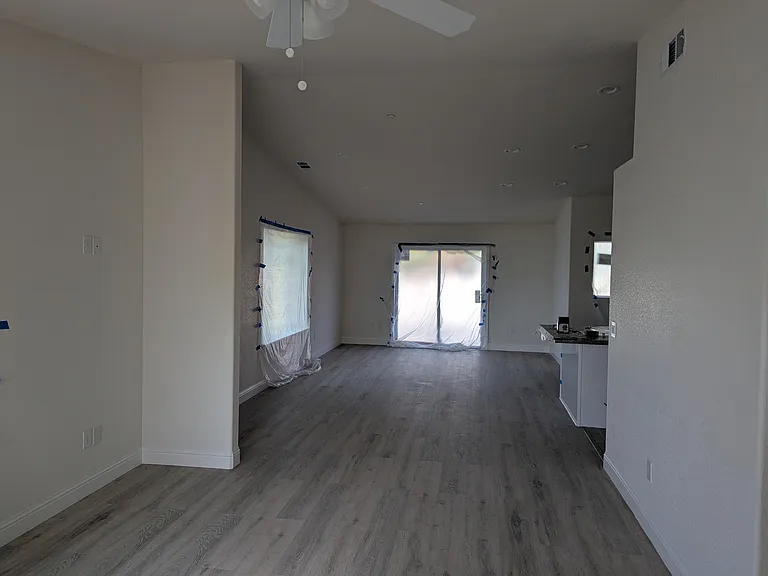 195 Clayton Ave — Photo 5