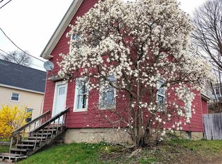 50 River St, Franklin, NH 03235