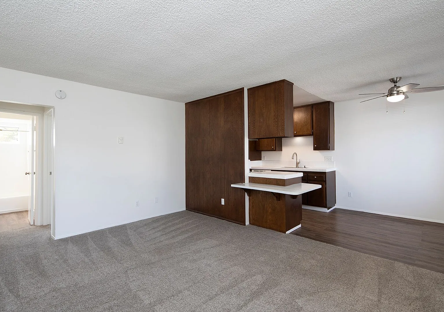 Twin Cypress Apartments — Photo 3