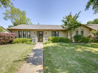 2319 Warm Springs Rd, Mesquite, TX 75149