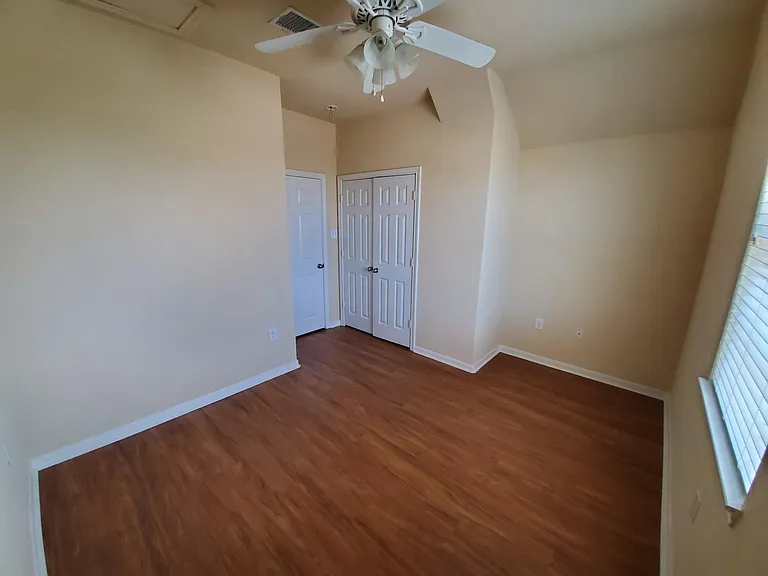 7736 Osakwe St — Photo 22