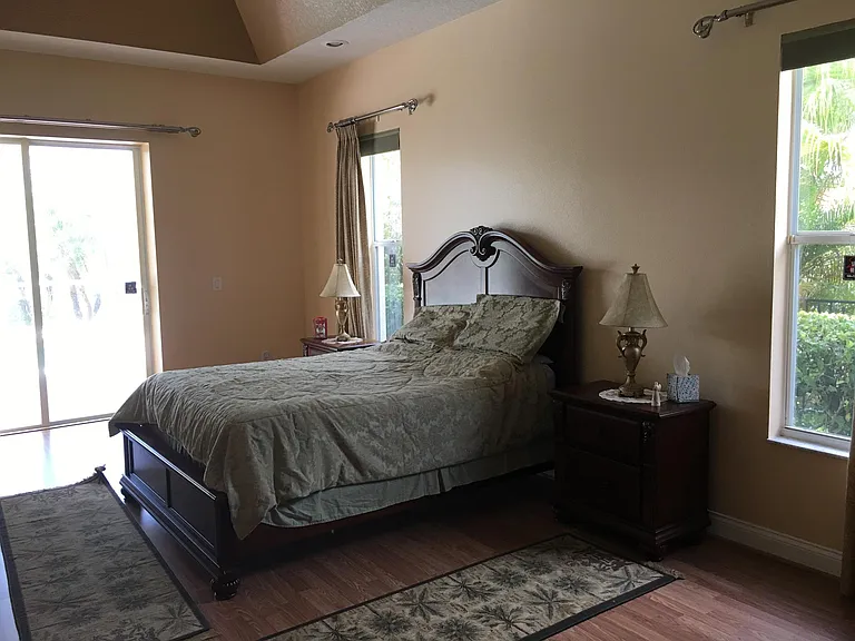 10847 Barbados Isle Dr — Photo 12