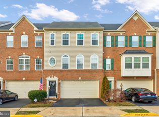 22939 Chinkapin Oak Ter, Sterling, VA 20166
