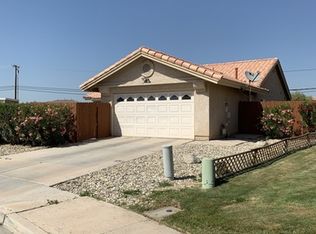 2398 Poppy Ct, Imperial, CA 92251