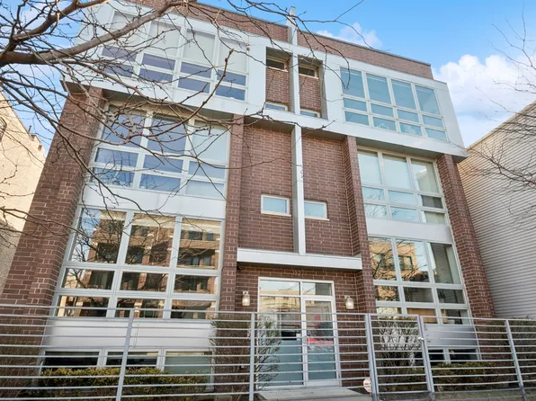 1327 W Grand Ave #1W, Chicago, IL 60642