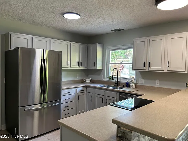 3414 Middle Sound Loop Rd — Photo 5