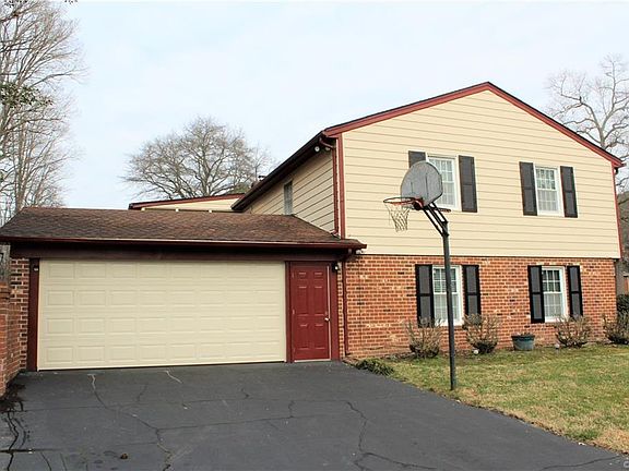 2nd image of 400 Norwood Dr