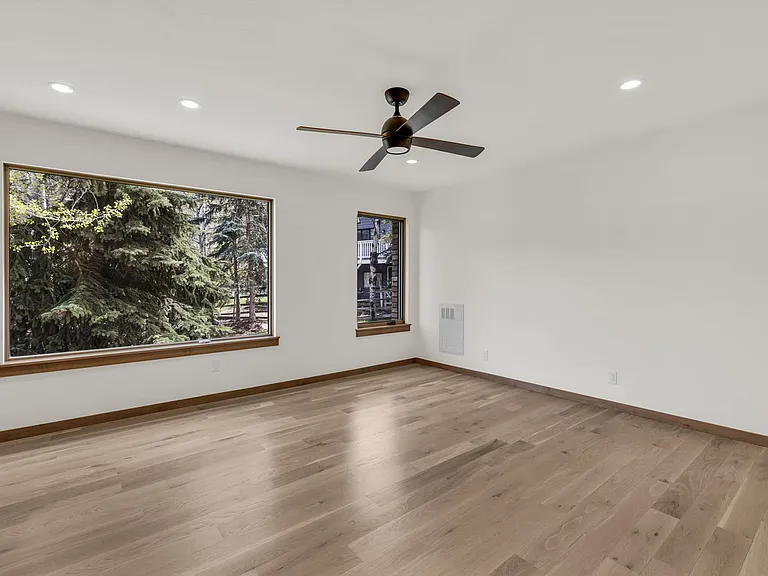 7346 Pinebrook Rd — Photo 15