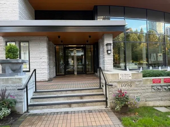 3096 Windsor Gate #1505, Coquitlam, BC V3B 0P4