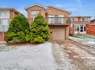 38 Philosophers Trl, Brampton, ON L6S4C9