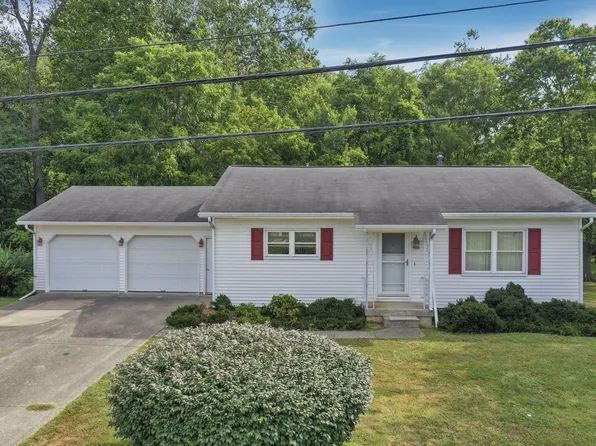 106 Dorsey Mill Rd, Heath, OH 43056