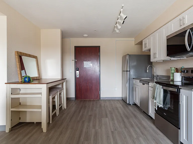 Woodland Flats Apartments — Photo 161