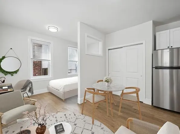 718-20 S 3rd St #2R, Philadelphia, PA 19147