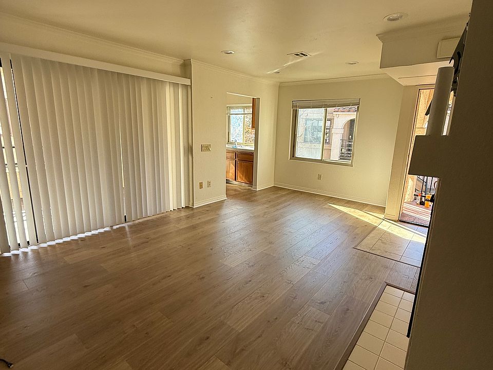 Living room/Dining room