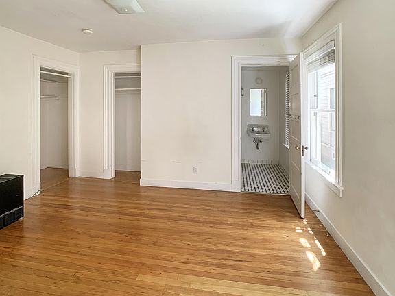 4th image of 2421-2427 Durant Ave #10970226