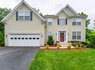8 Banner Spring Cir, Stafford, VA 22554