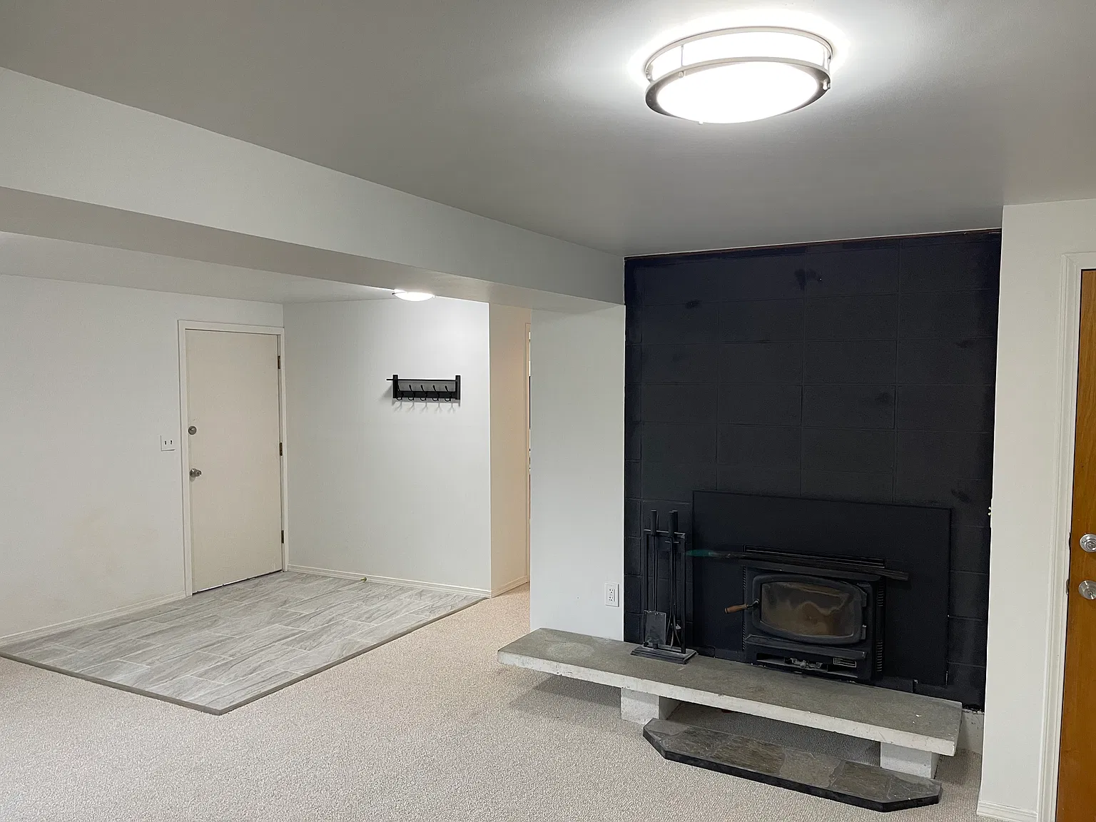 2 bed, 1200 sqft, $2,300 — Photo 3