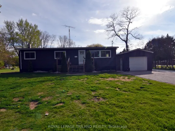 9967 Eric St, Lambton Shores, ON N0M 2N0