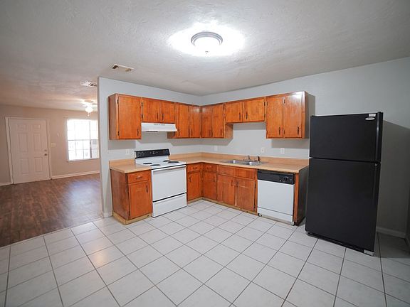 5th image of 1312 Nylic St APT D