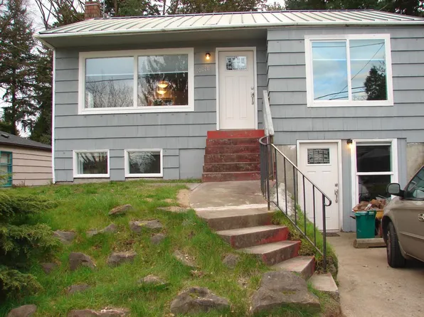 10018 8th Ave NE, Seattle, WA 98125