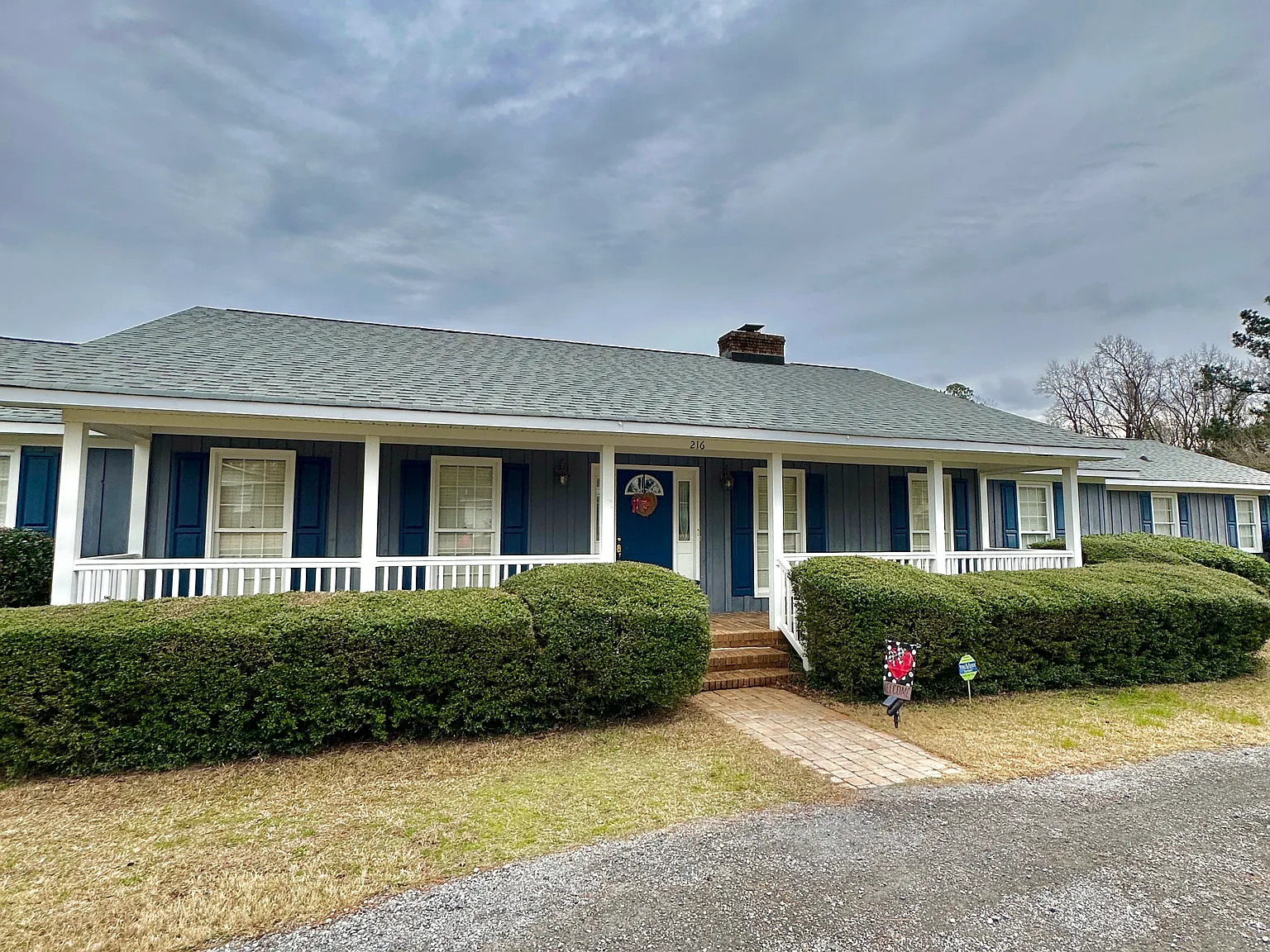 216 Leonard Cir — Photo 2