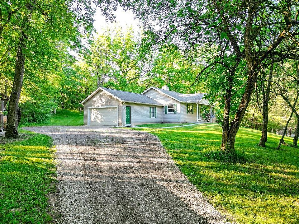 1st image of 7664 Denunes Rd