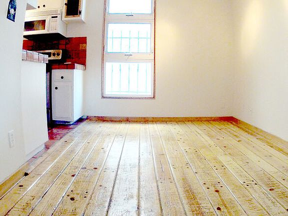 3rd image of 3512 Pacific Ave APT 7
