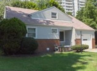 160 E 264th St, Euclid, OH