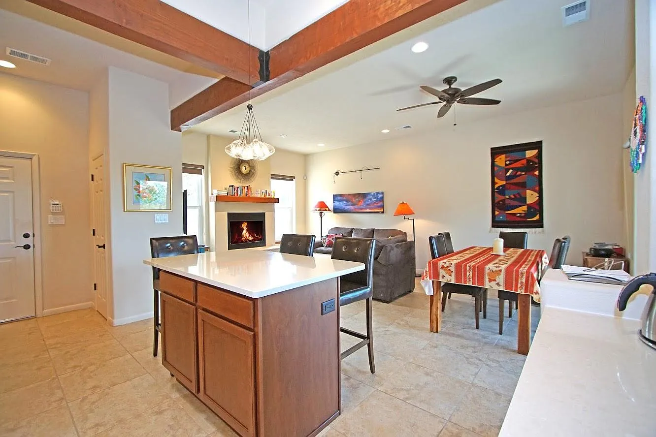 1 bed, 1000 sqft, $2,250 — Photo 4