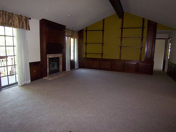 2nd image of 34 Queens Ct