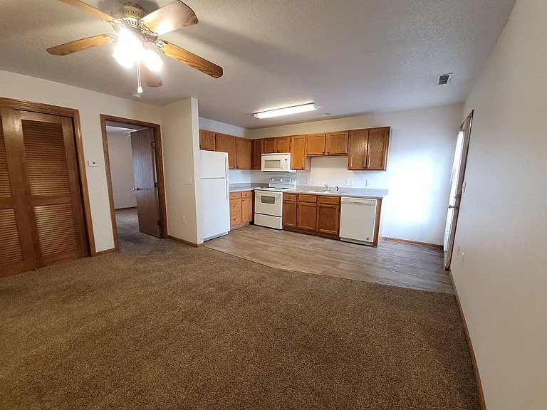 Mulberry Pointe Apartment Homes — Photo 3