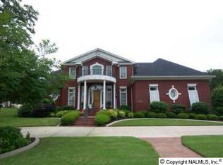 1555 Blackhall Ln SE, Decatur, AL 35601