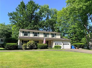 520 Heatherwood Dr SE, Warren, OH 44484