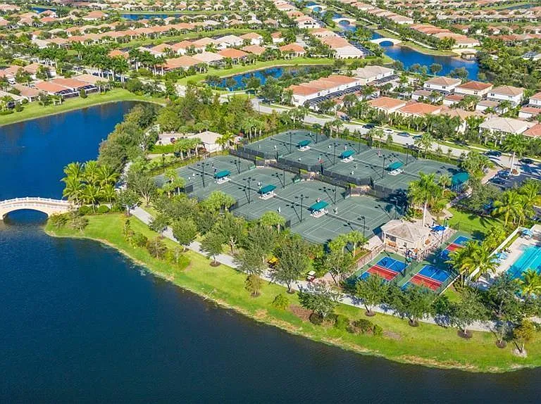 28025 Umiak Ct — Photo 40