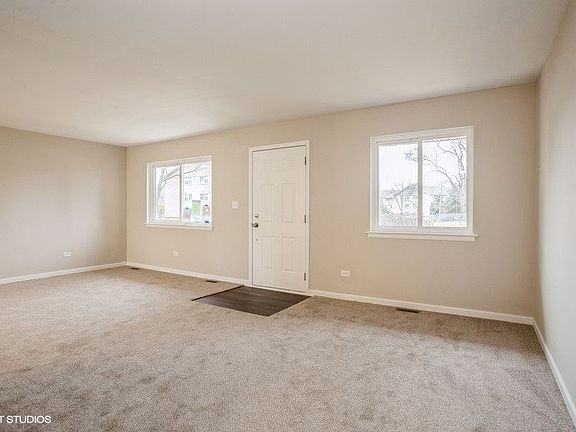 2nd image of 6801 Hickory St