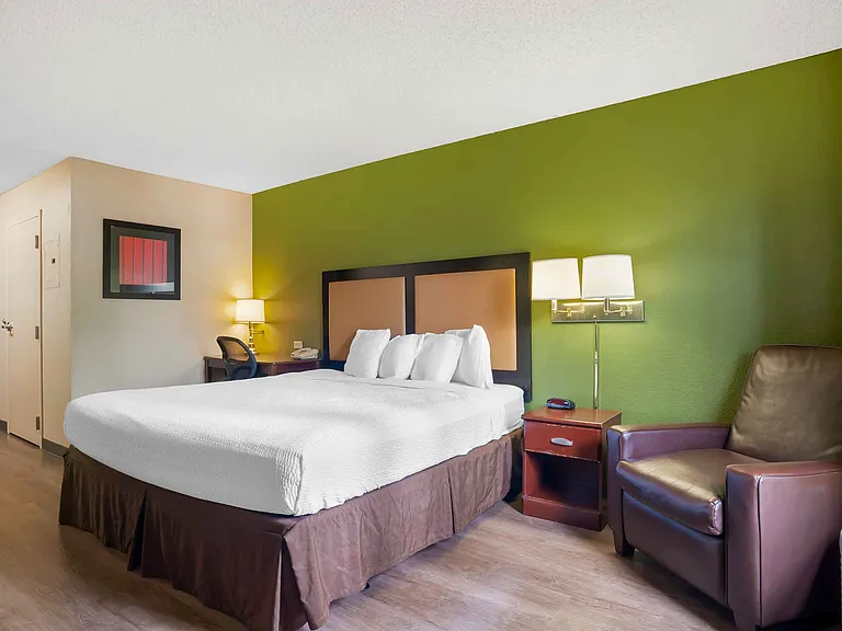 Studio Suite - 1 King Bed