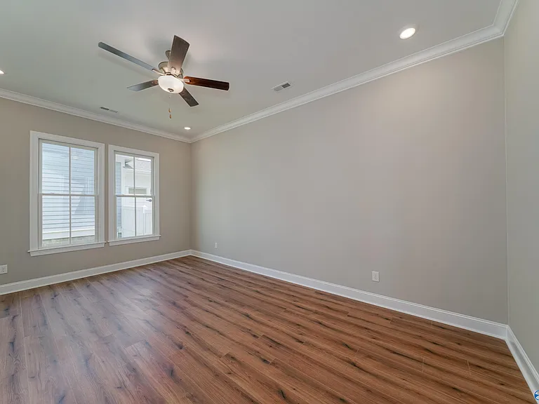 30 Pine St NW — Photo 7