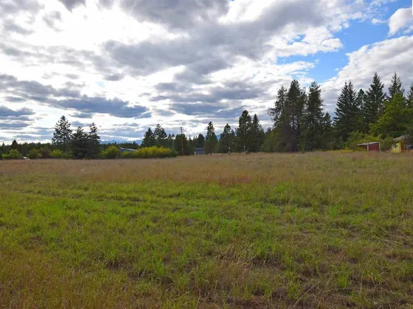 35 Breezee Acres Rd, Bonners Ferry, ID 83805
