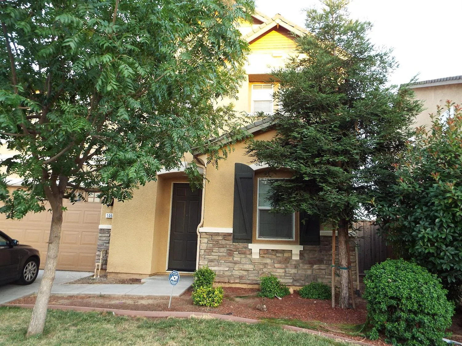 1466 Grape St photo 1