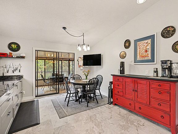 5th image of 1472 Arden View Dr