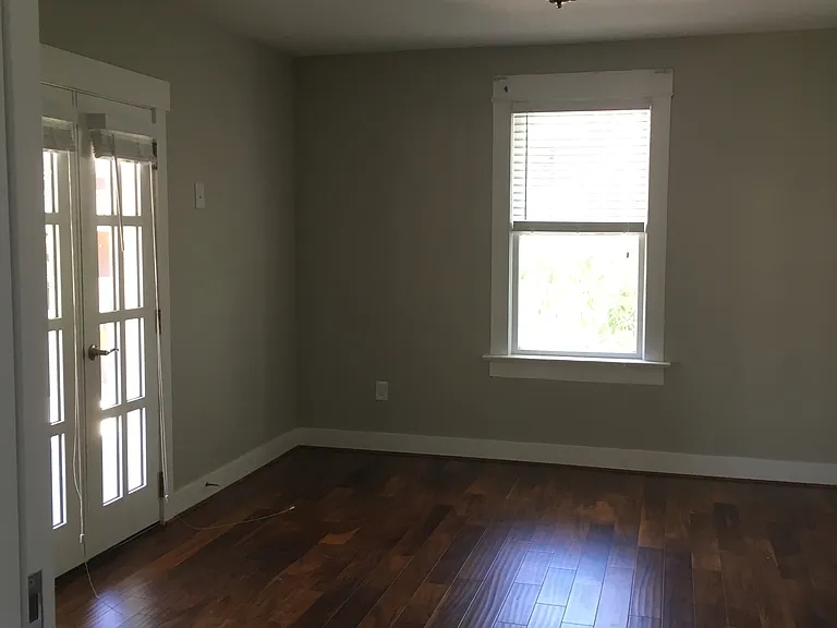 301 N Almond St — Photo 8