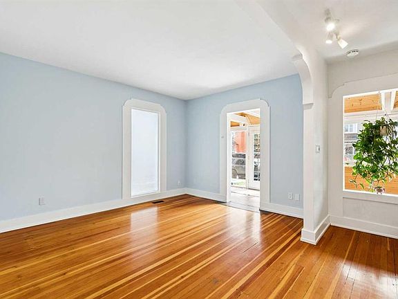 5th image of 2128 S Broadview Rd NW