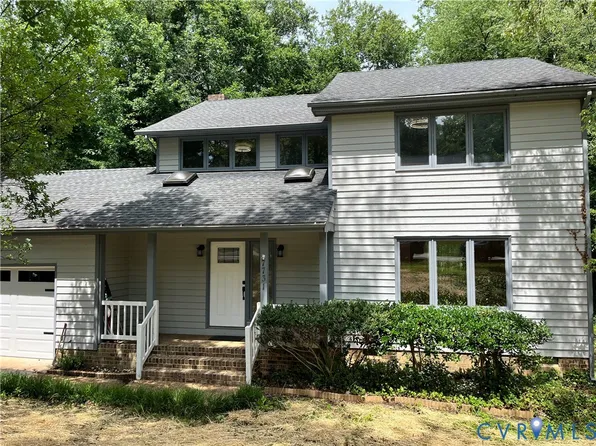 7731 Flag Tail Dr, Midlothian, VA 23112