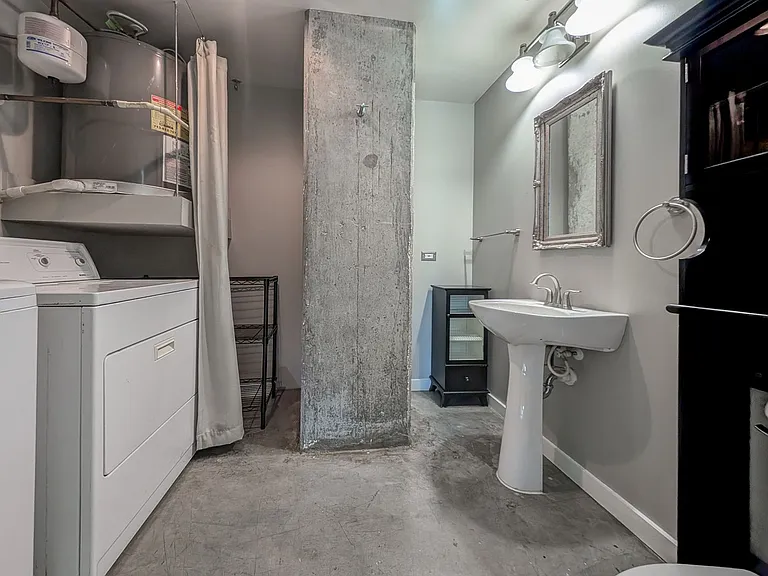 2000 Bagby St #7417 — Photo 11