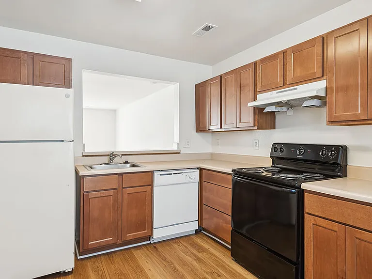 Broadwater Townhomes — Photo 1