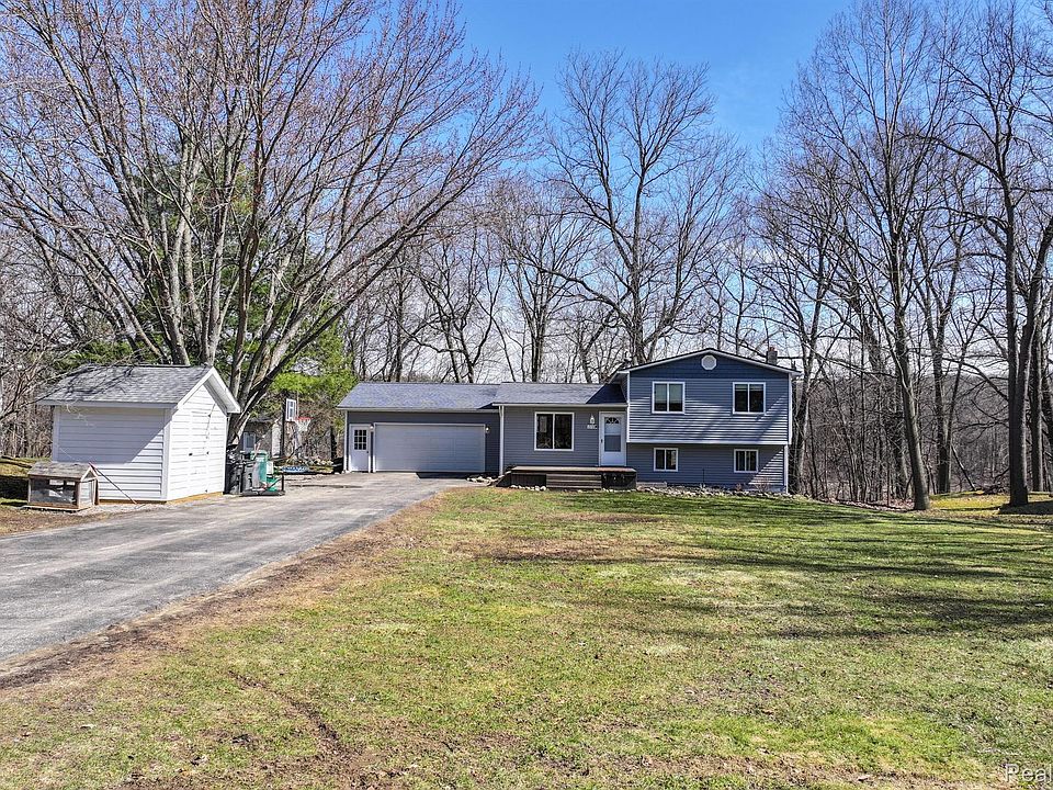 1st image of 2186 Landmark Dr