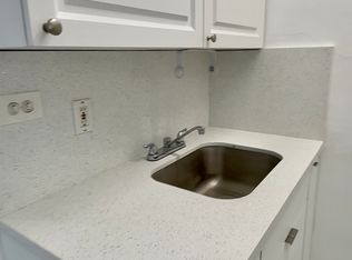 21 Alhambra Cir #20, Miami, FL 33134