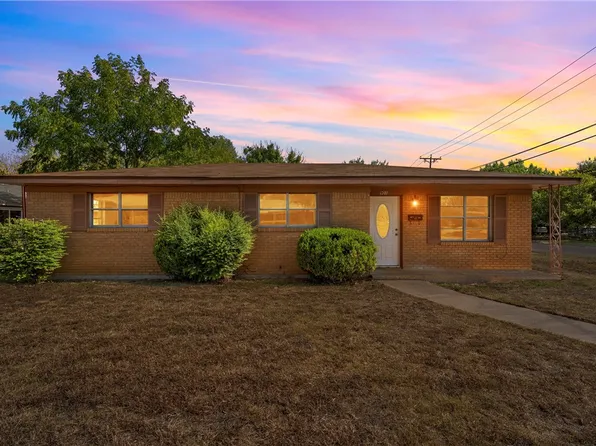 901 N 59th St, Waco, TX 76710