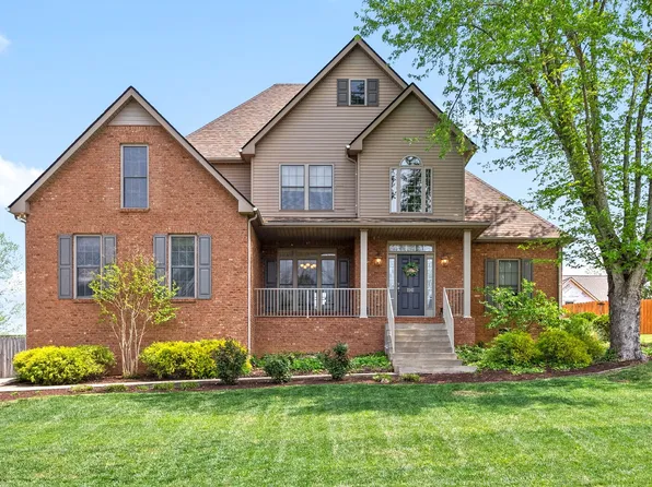 1141 Winding Creek Ct, Clarksville, TN 37043