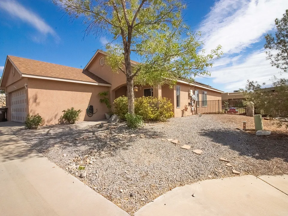 3913 Pearl Ct